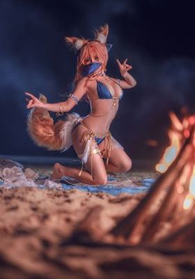 丰满饥渴难耐老女hd